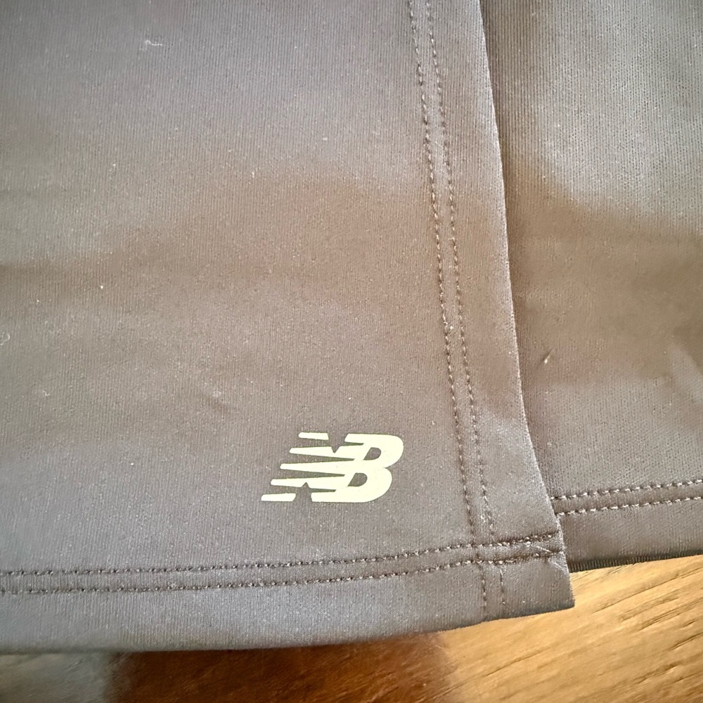 ❌SOLD❌New Balance Black Athletic Skort - Picture 4 of 13
